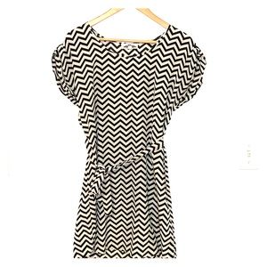 Black and cream chevron dress that ties